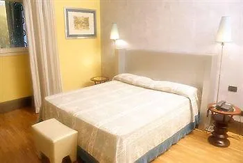 Mangili Hotell